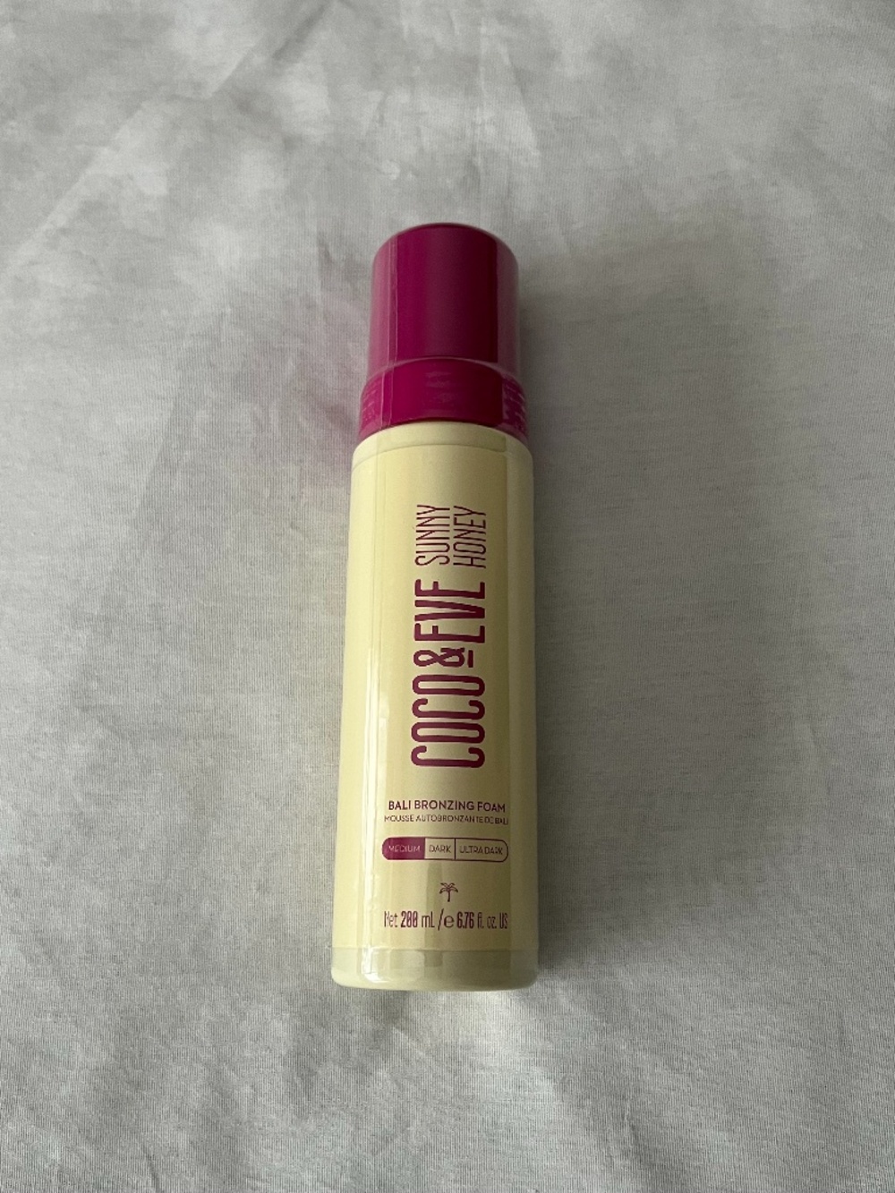 NEW in package Coco & Eve Sunny Honey Bali Bronzing Foam Medium
